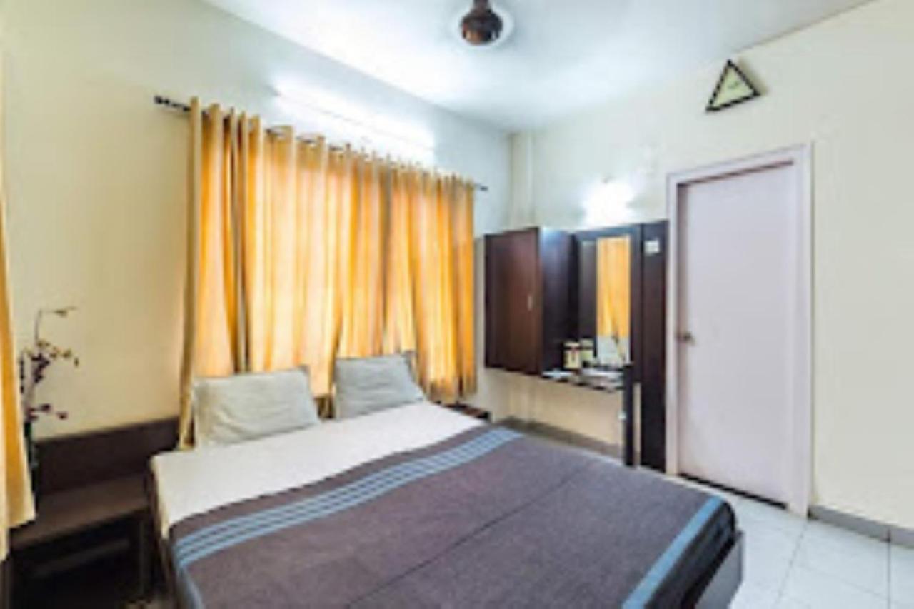 Hotel Abhishek ,Nashik Extérieur photo